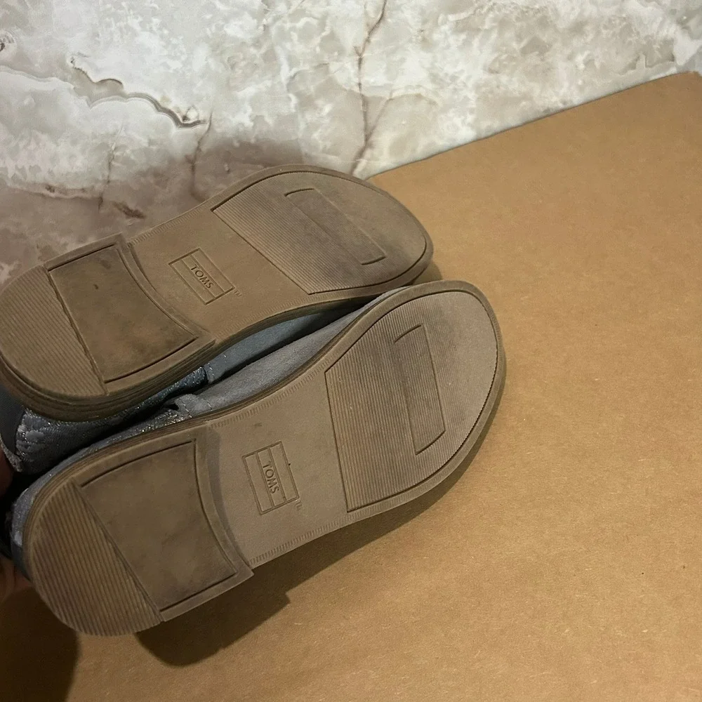 Toms Kids Gray Suede Glitter Leopard Print Ankle‎ Boots Side Zip Size 5